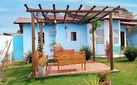 Casa com 3 Quartos e Jardim